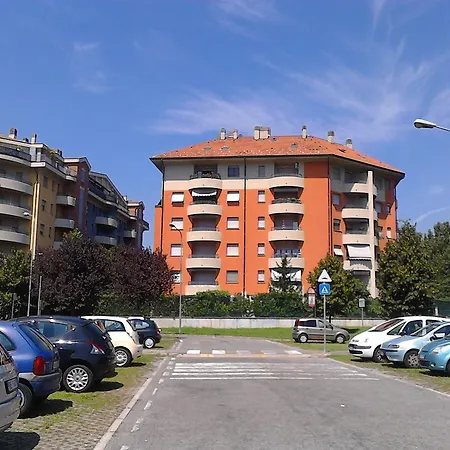 Guest house Affittacamere Da Nadia Vanzago
